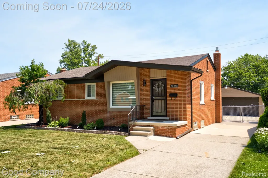28948 Boston Street St. Clair Shores City MI 48081