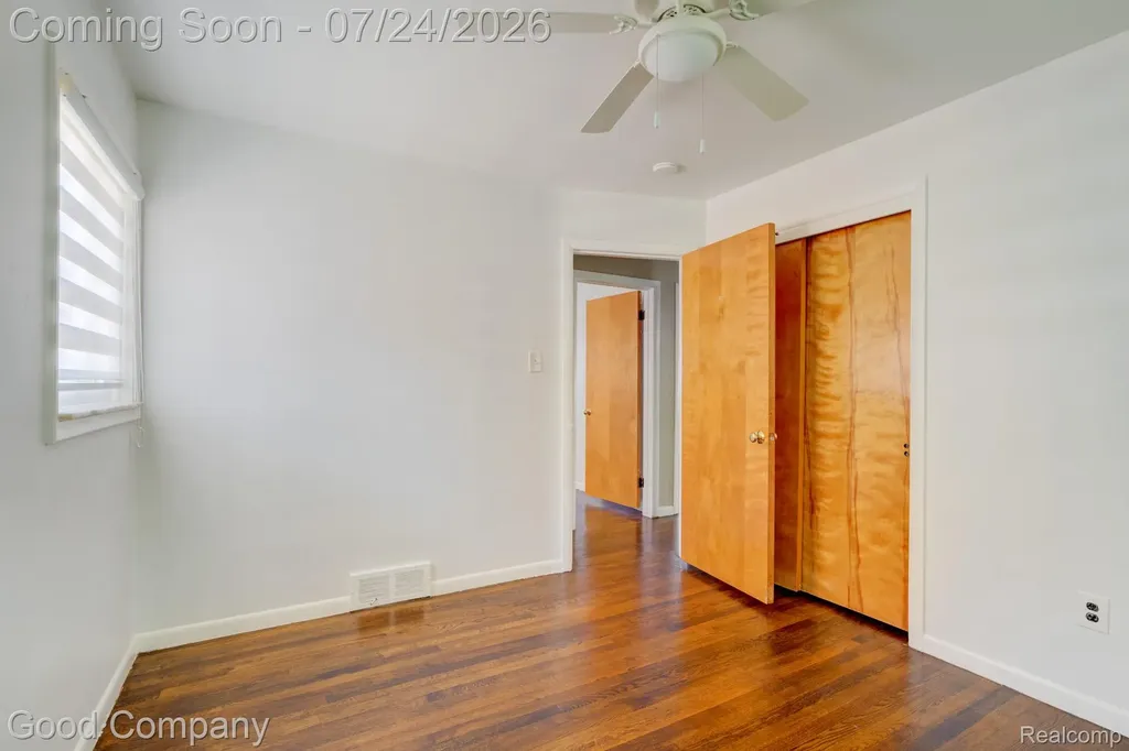 28948 Boston Street St. Clair Shores City MI 48081