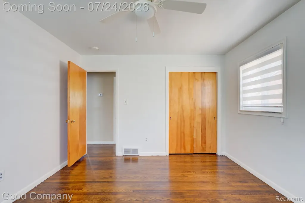 28948 Boston Street St. Clair Shores City MI 48081