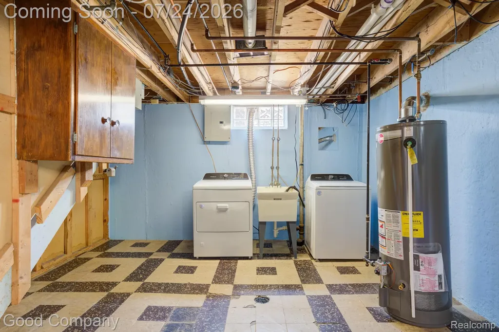 28948 Boston Street St. Clair Shores City MI 48081