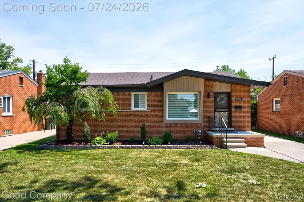 28948 Boston Street St. Clair Shores City MI 48081