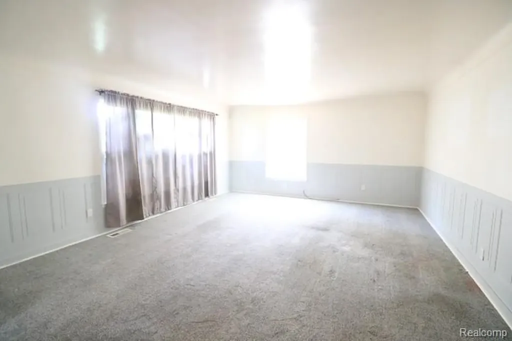 1404 S Graham Road Flint Charter Township MI 48532