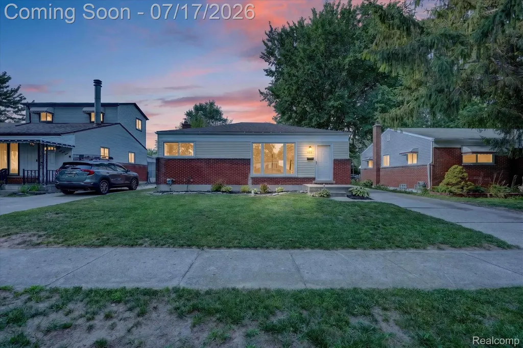 903 Bernie Lane Madison Heights City MI 48071