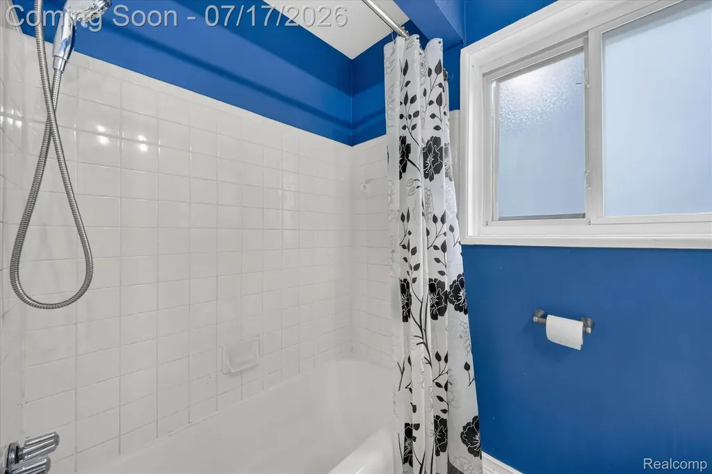 903 Bernie Lane Madison Heights City MI 48071