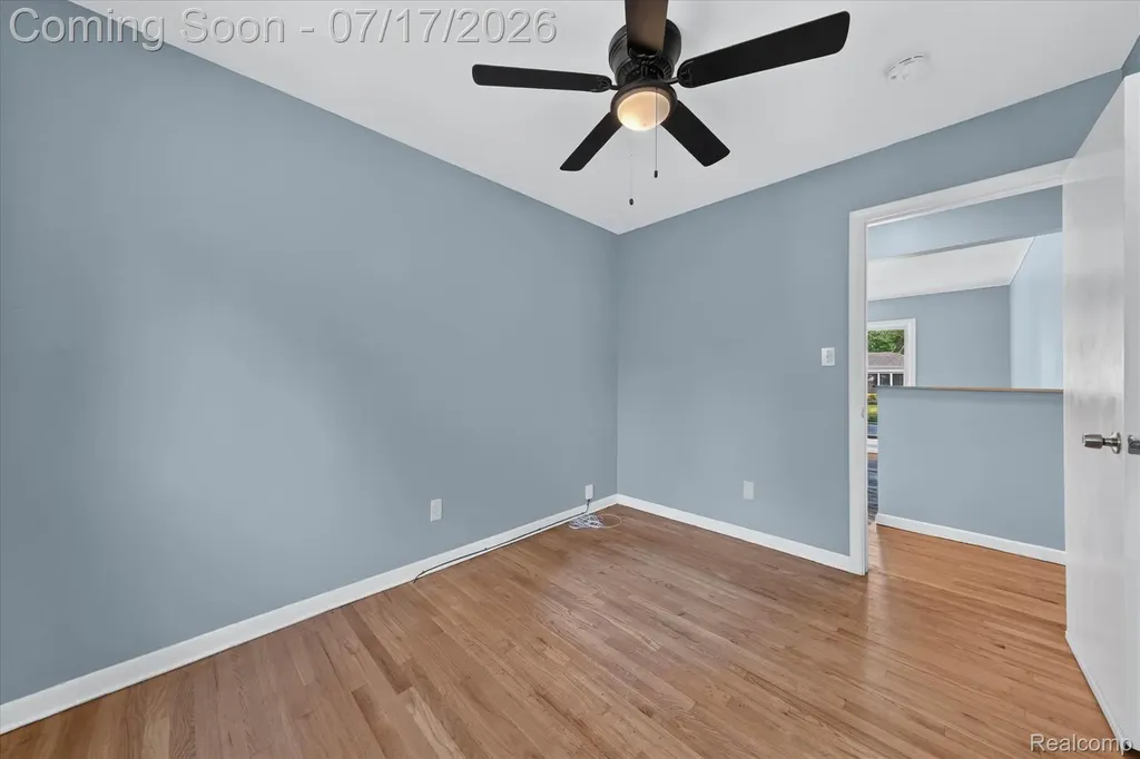 903 Bernie Lane Madison Heights City MI 48071