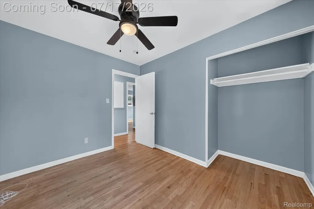 903 Bernie Lane Madison Heights City MI 48071