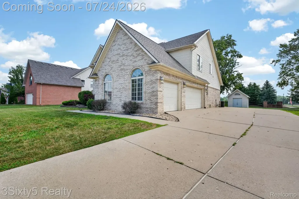 32953 Groat Boulevard Brownstown Charter Township MI 48173