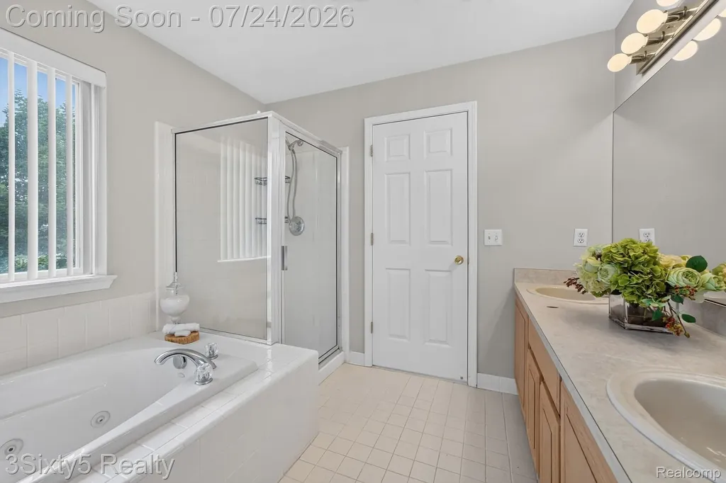32953 Groat Boulevard Brownstown Charter Township MI 48173