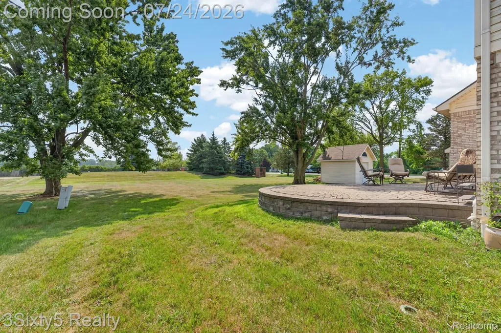 32953 Groat Boulevard Brownstown Charter Township MI 48173