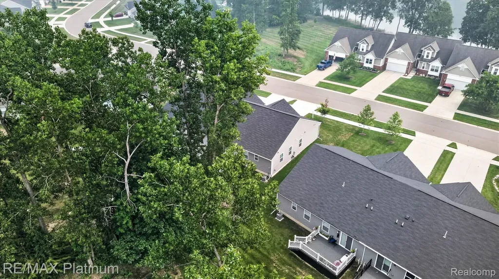 10324 Swan Lake Circle Ypsilanti City MI 48197