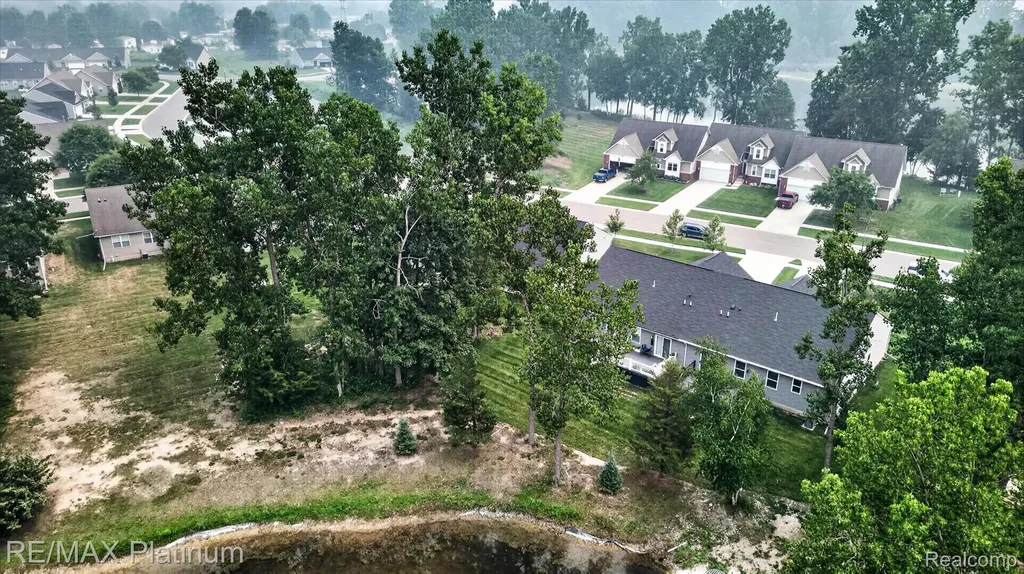10324 Swan Lake Circle Ypsilanti City MI 48197