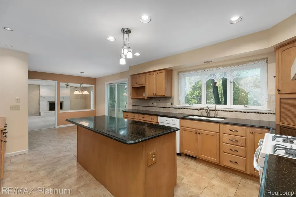 2250 Pepperidge Trail Brighton Township MI 48114