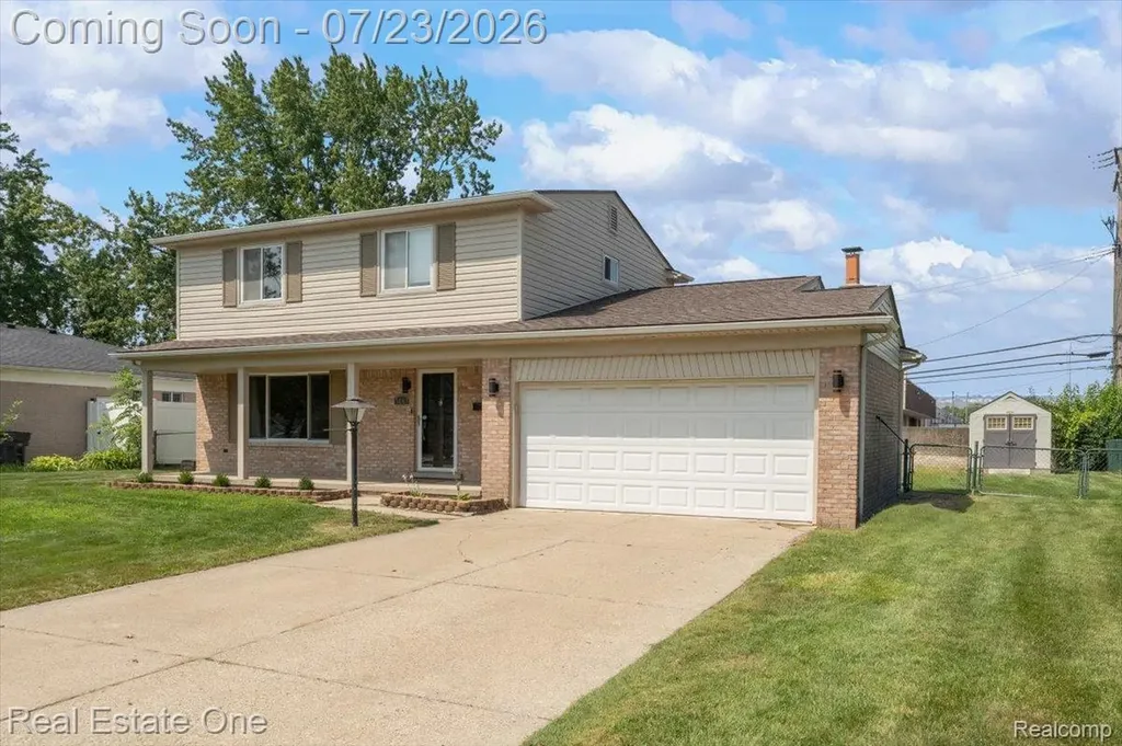 5063 Abington Drive Troy City MI 48085