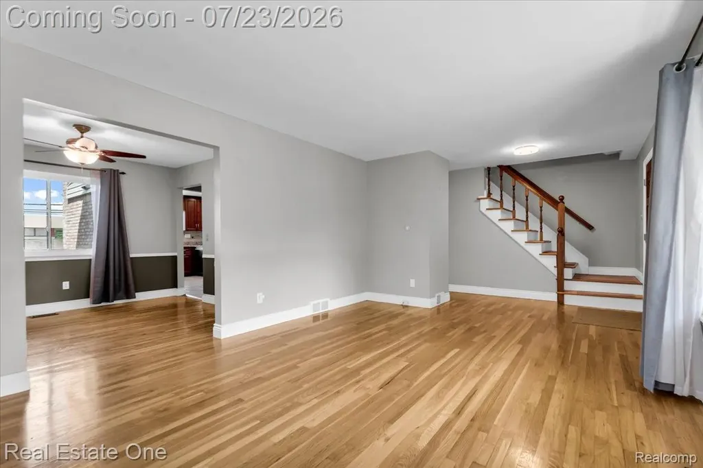 5063 Abington Drive Troy City MI 48085