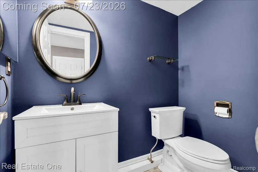 5063 Abington Drive Troy City MI 48085