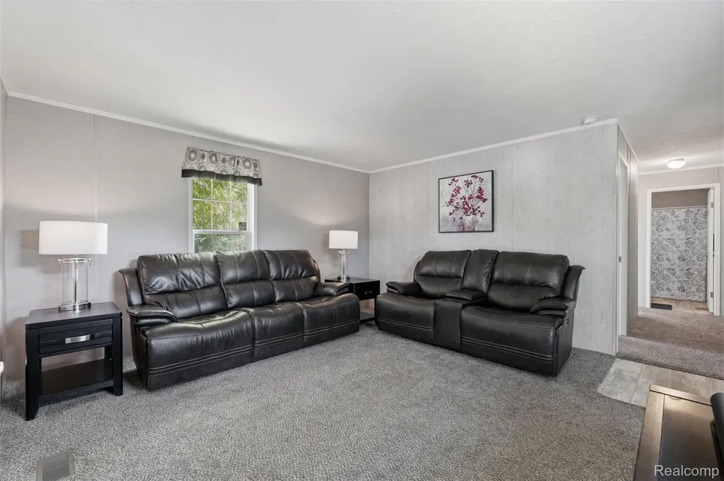 92 Normandy Drive Howell City MI 48843