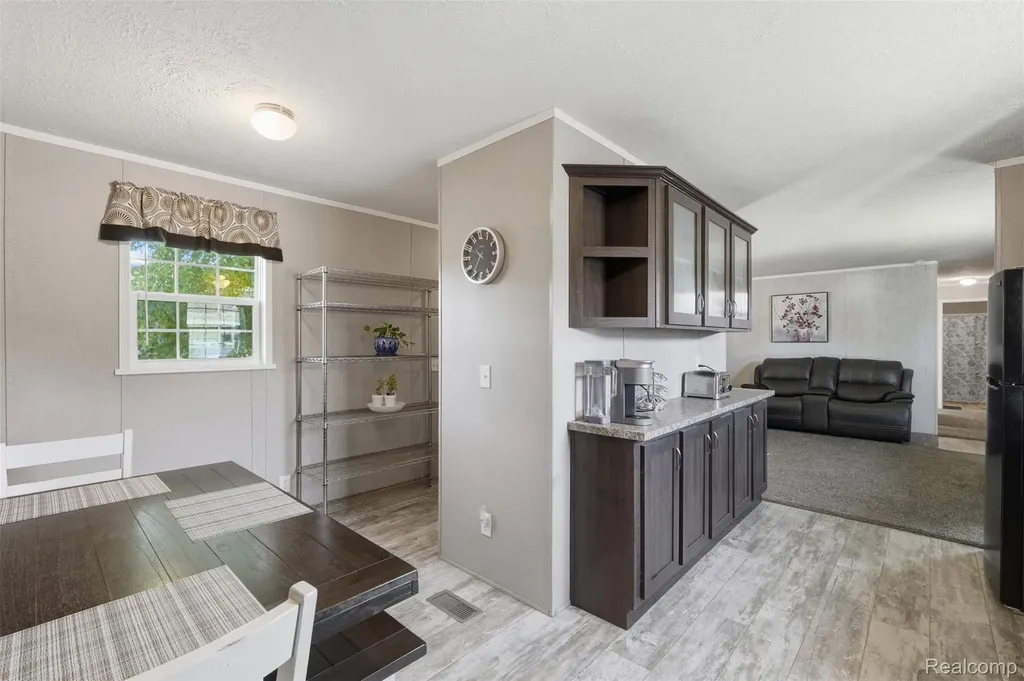 92 Normandy Drive Howell City MI 48843