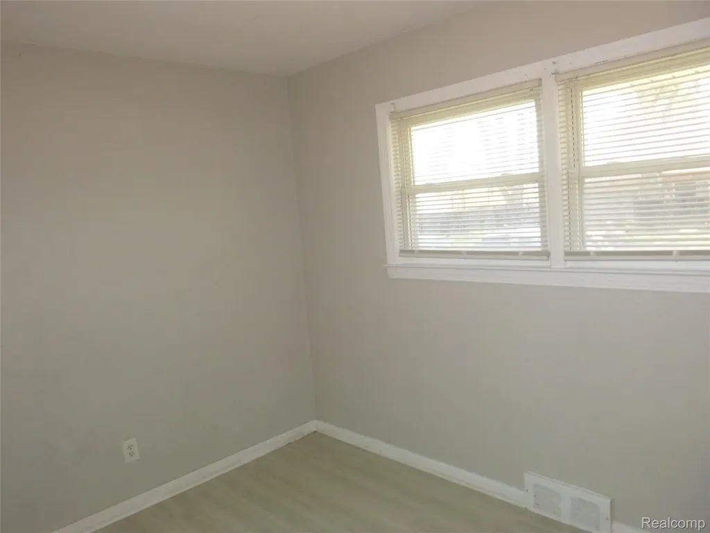 10078 Heyden Court Detroit City MI 48228