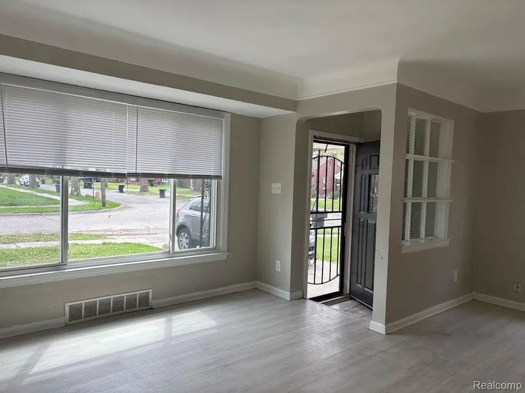 10078 Heyden Court Detroit City MI 48228