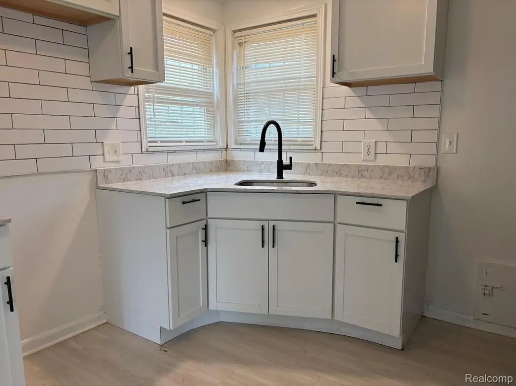 10078 Heyden Court Detroit City MI 48228