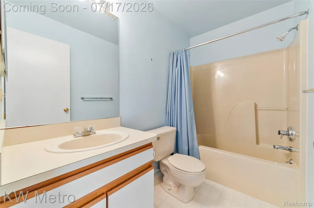 41874 Cantebury Drive Novi City MI 48377