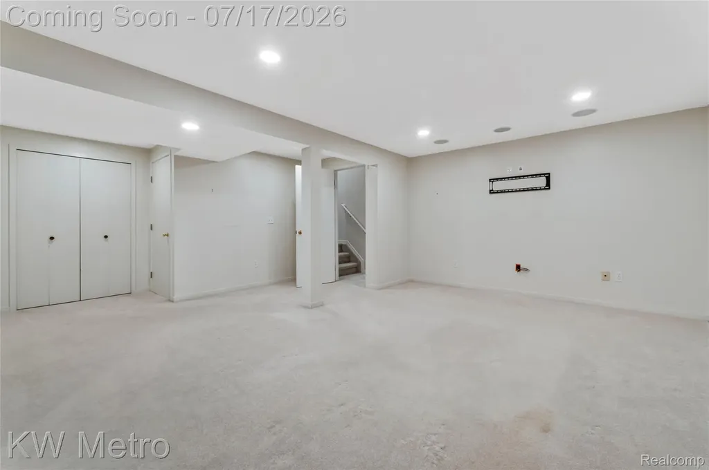 41874 Cantebury Drive Novi City MI 48377