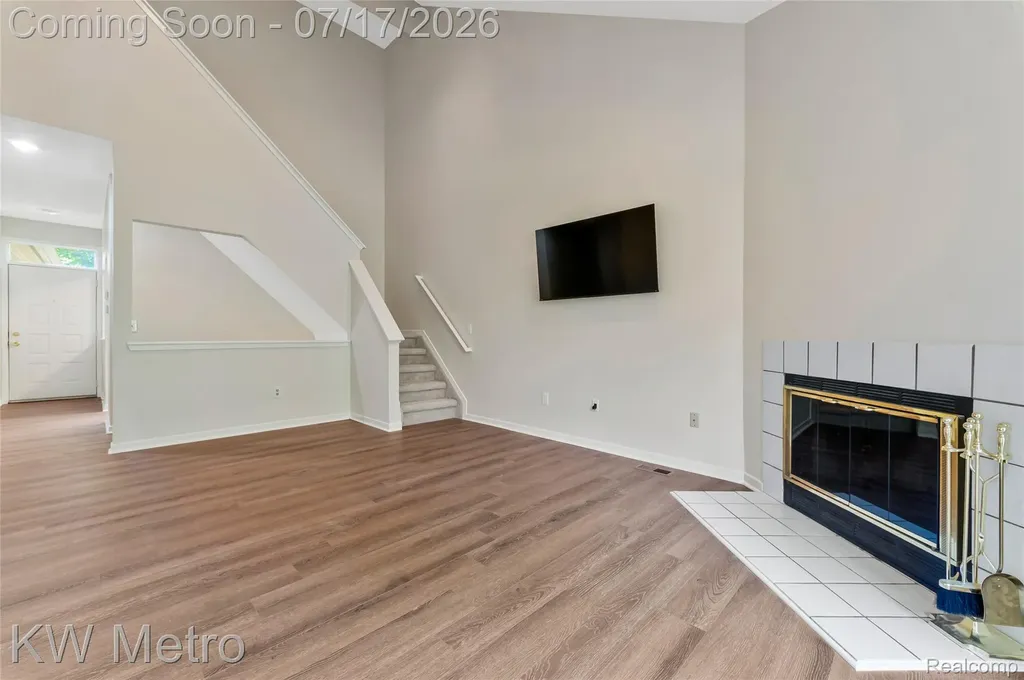41874 Cantebury Drive Novi City MI 48377