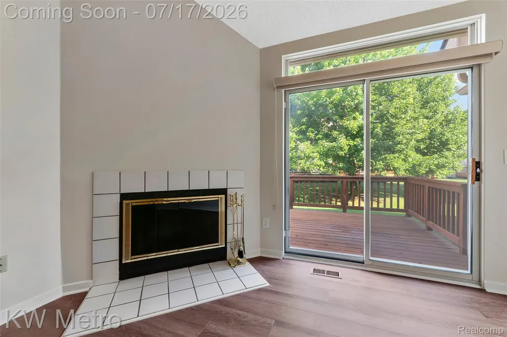 41874 Cantebury Drive Novi City MI 48377