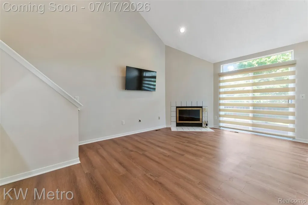 41874 Cantebury Drive Novi City MI 48377