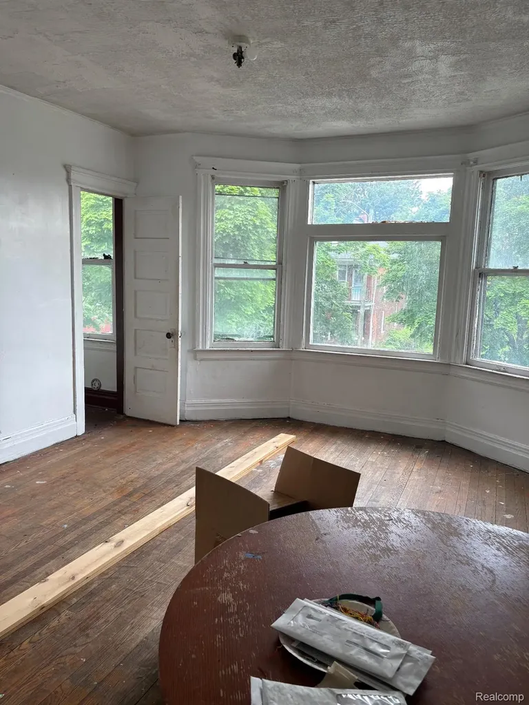 3998 Field Street Detroit City MI 48214