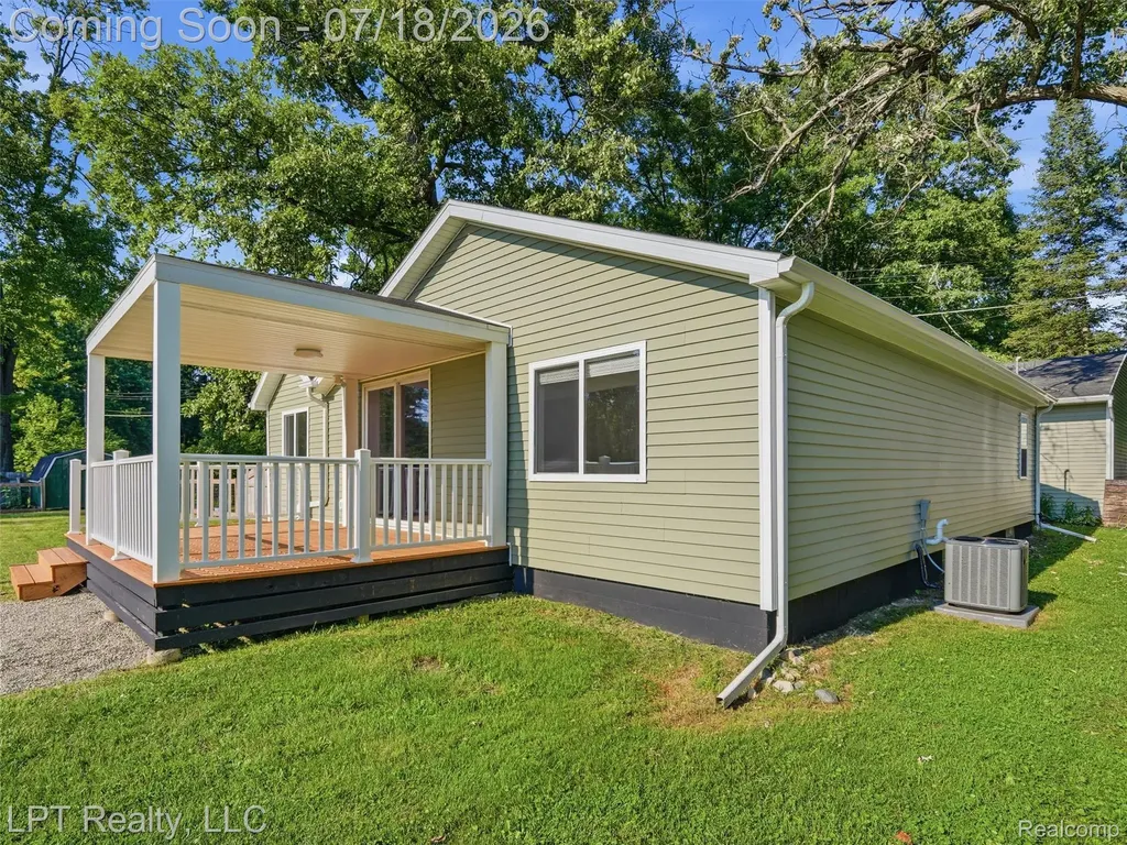 4539 Parker Drive Howell City MI 48843