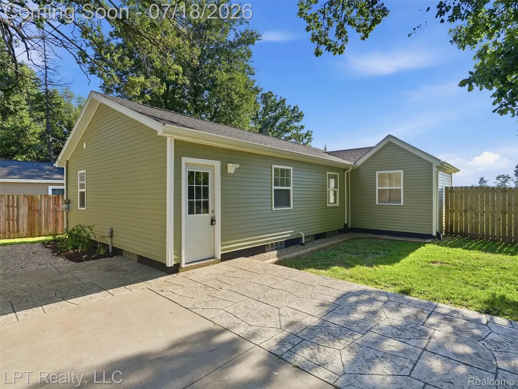 4539 Parker Drive Howell City MI 48843