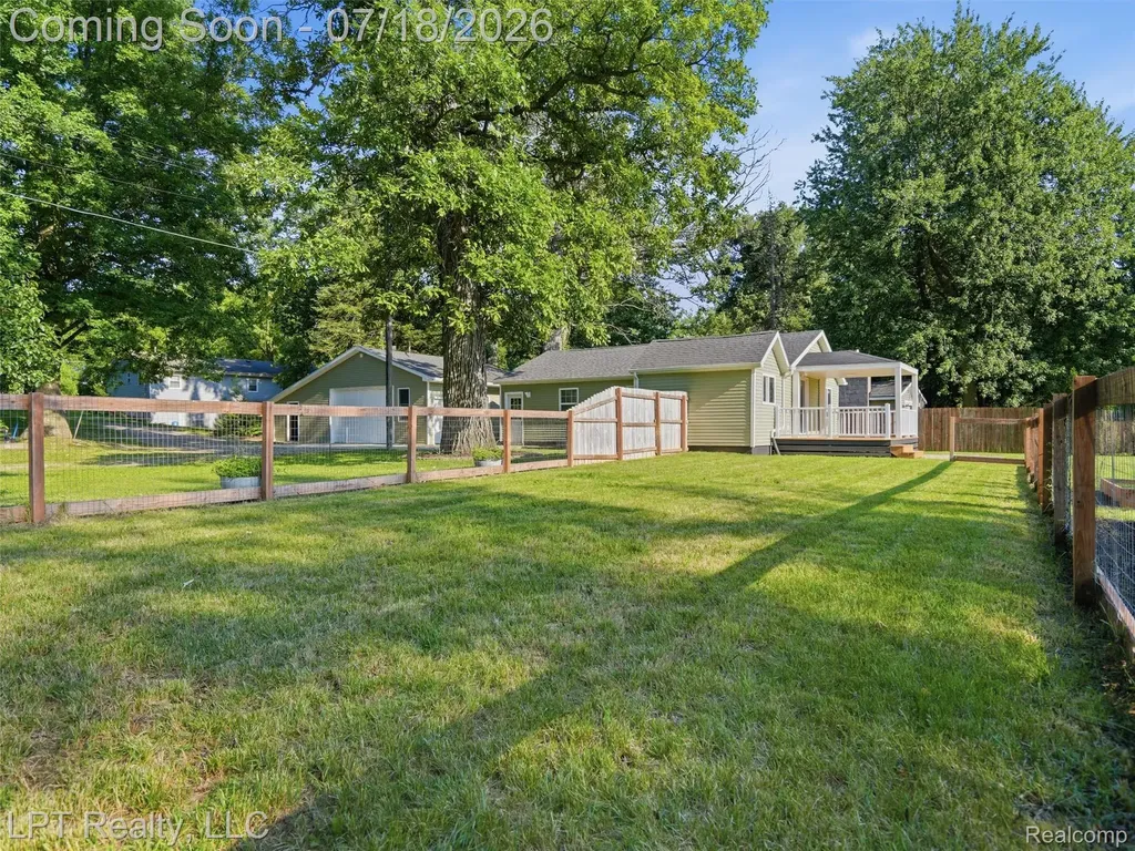 4539 Parker Drive Howell City MI 48843