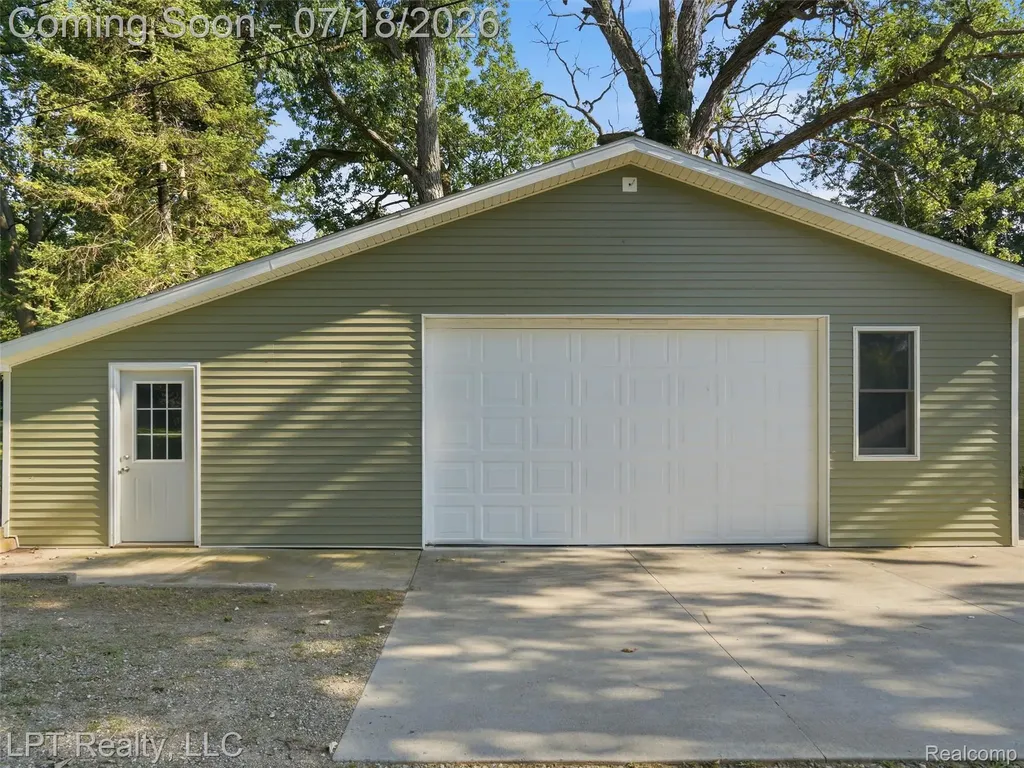 4539 Parker Drive Howell City MI 48843