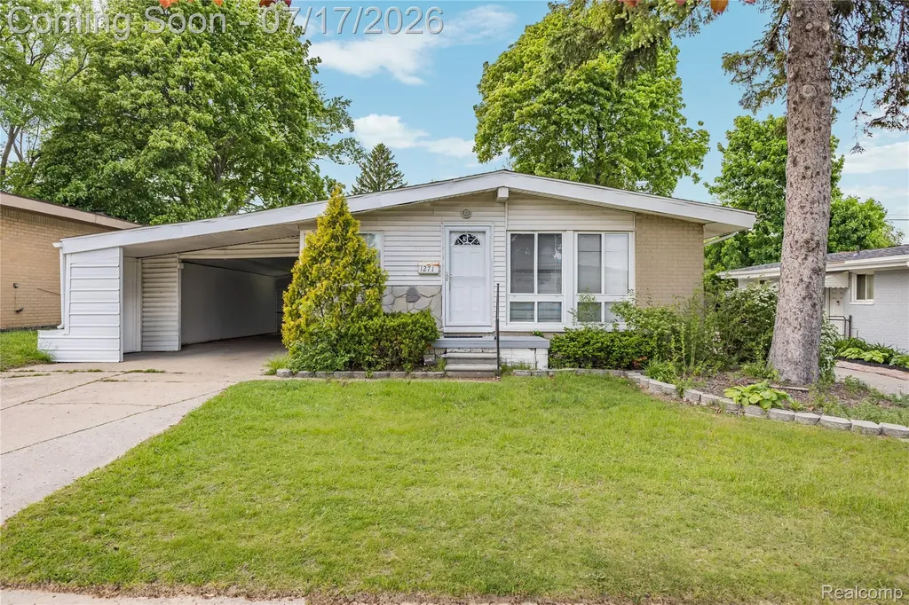 1271 Featherstone Road Pontiac City MI 48342