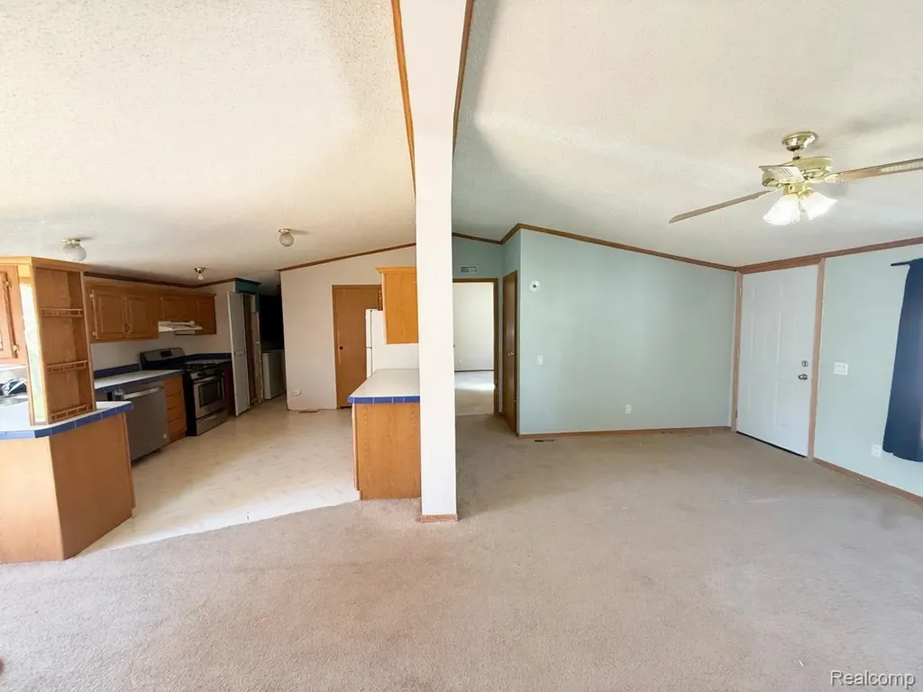 7023 Scarborough Lane Hamburg Township MI 48189