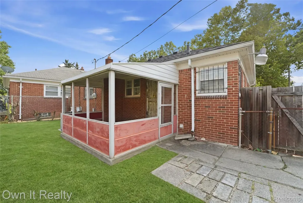 18650 Ardmore Street Detroit City MI 48235