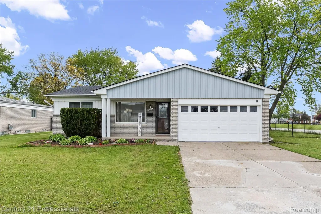 37010 Calka Drive Sterling Heights City MI 48310