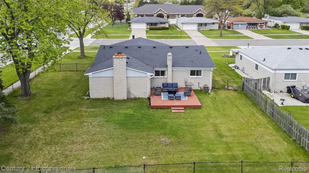 37010 Calka Drive Sterling Heights City MI 48310