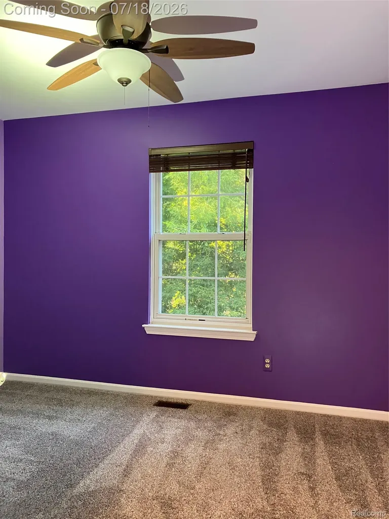 1815 Twin Lakes Boulevard Oxford Charter Township MI 48371