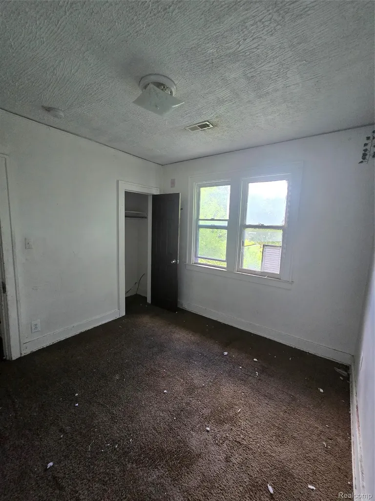 2669 Pasadena Street Detroit City MI 48238