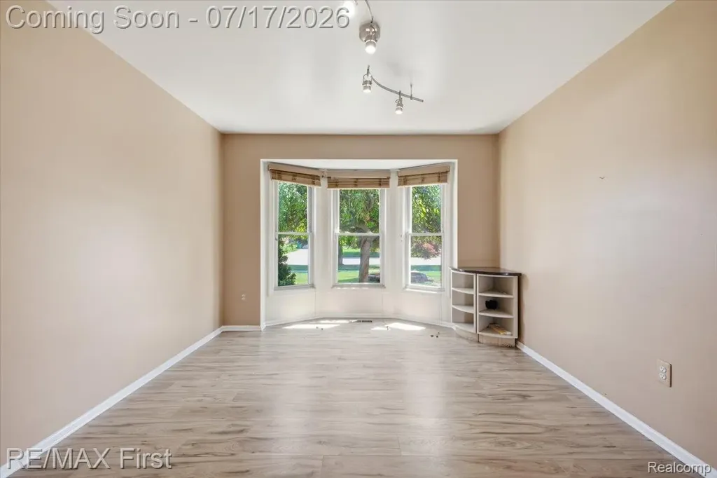 50443 Middle River Drive Macomb Township MI 48044