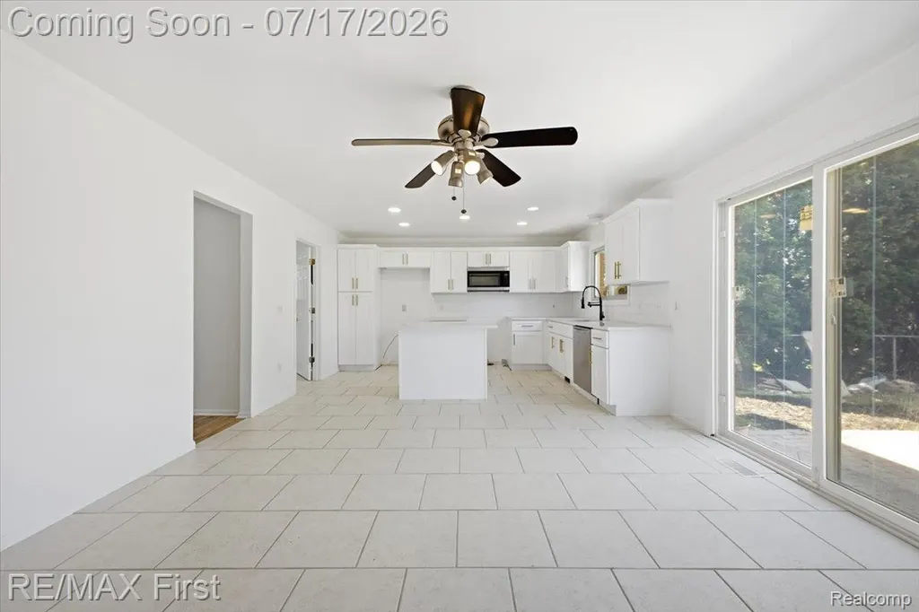 50443 Middle River Drive Macomb Township MI 48044