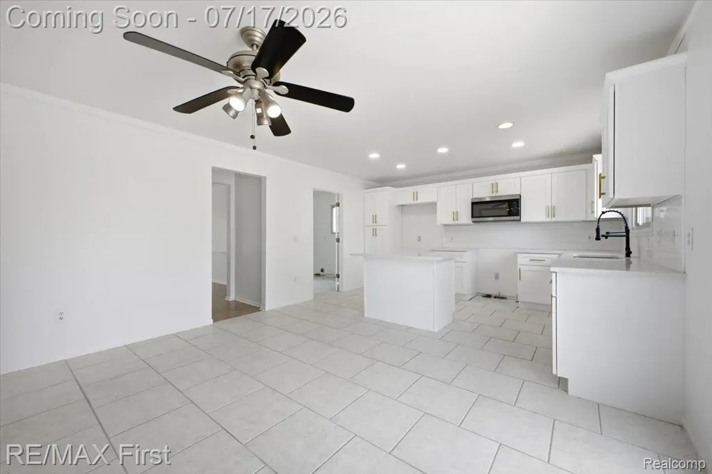 50443 Middle River Drive Macomb Township MI 48044