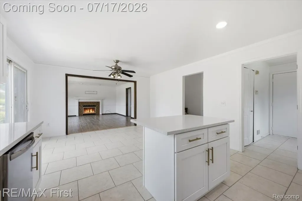 50443 Middle River Drive Macomb Township MI 48044