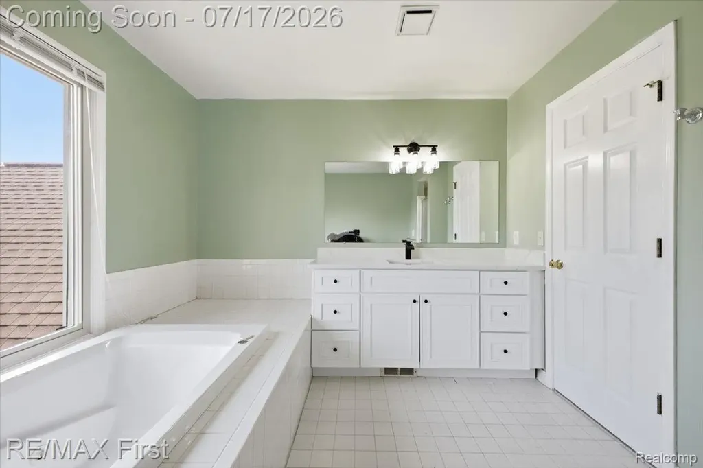 50443 Middle River Drive Macomb Township MI 48044