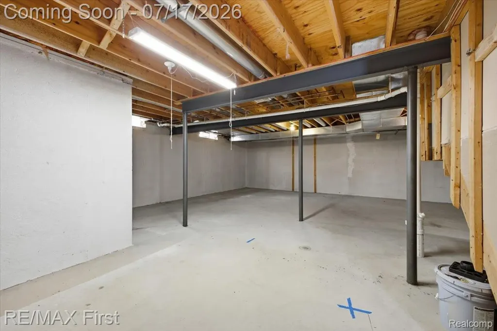 50443 Middle River Drive Macomb Township MI 48044