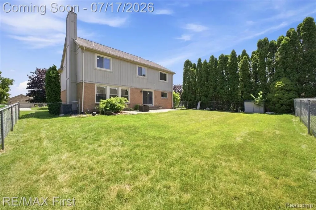 50443 Middle River Drive Macomb Township MI 48044