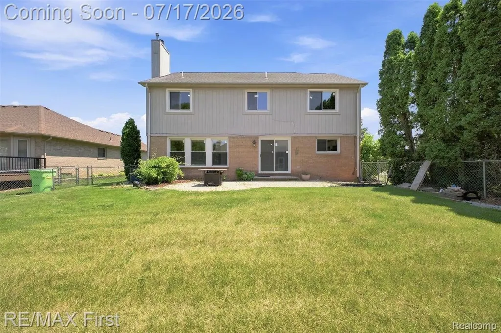 50443 Middle River Drive Macomb Township MI 48044