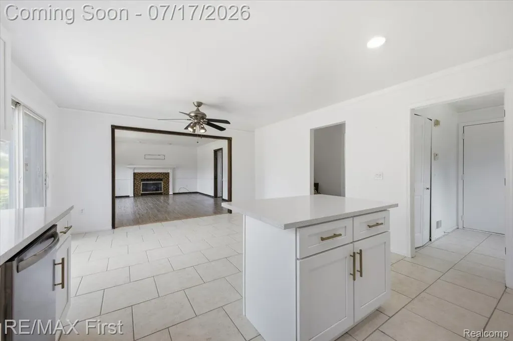 50443 Middle River Drive Macomb Township MI 48044